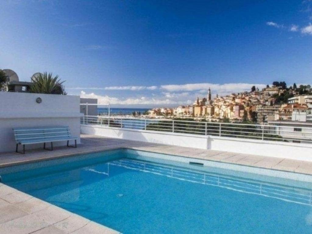 Le Lodge, T2 Classe 3 Etoiles Avec Jardin, Parking, Piscine & Mer A 2 Pas Menton Kültér fotó